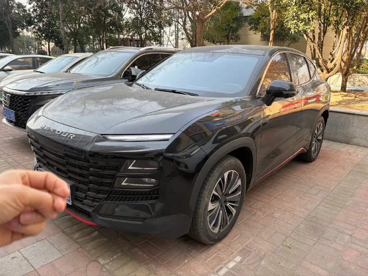 2023 Jetour DASHING 1.5T 156HP L4 6DCT