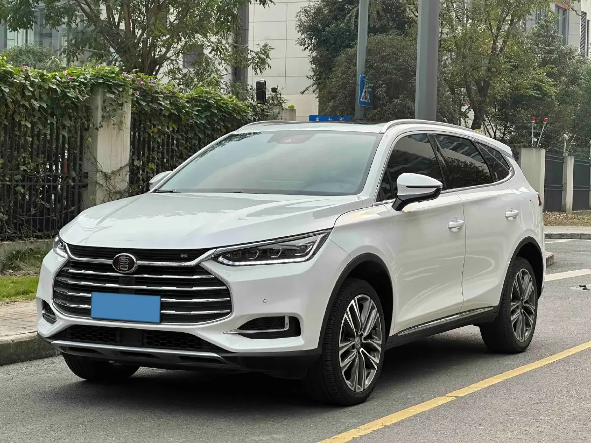 2018 BYD Tang 2.0T 205HP L4 6AT