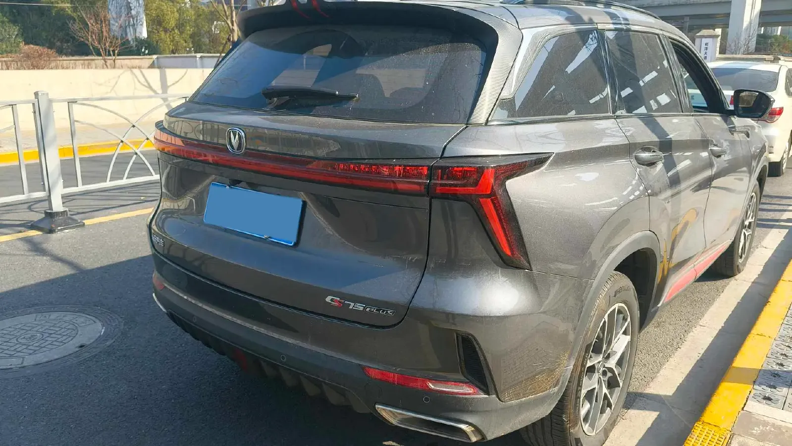 2022 ChangAn CS75 Plus 1.5T 188HP L4 8AT,autocango,china used car exporter,china ev exporter,chinese used car exporter,chinese used ev exporter