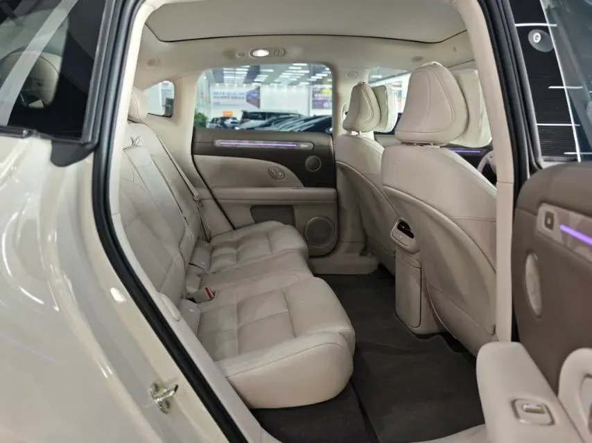 2026 IM LS6 BEV,autocango,china used car exporter,china ev exporter,chinese used car exporter,chinese used ev exporter