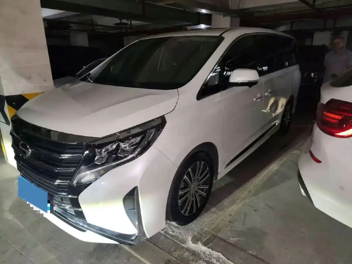 2021 GAC Trumpchi M8 2.0T 252HP L4 8AT