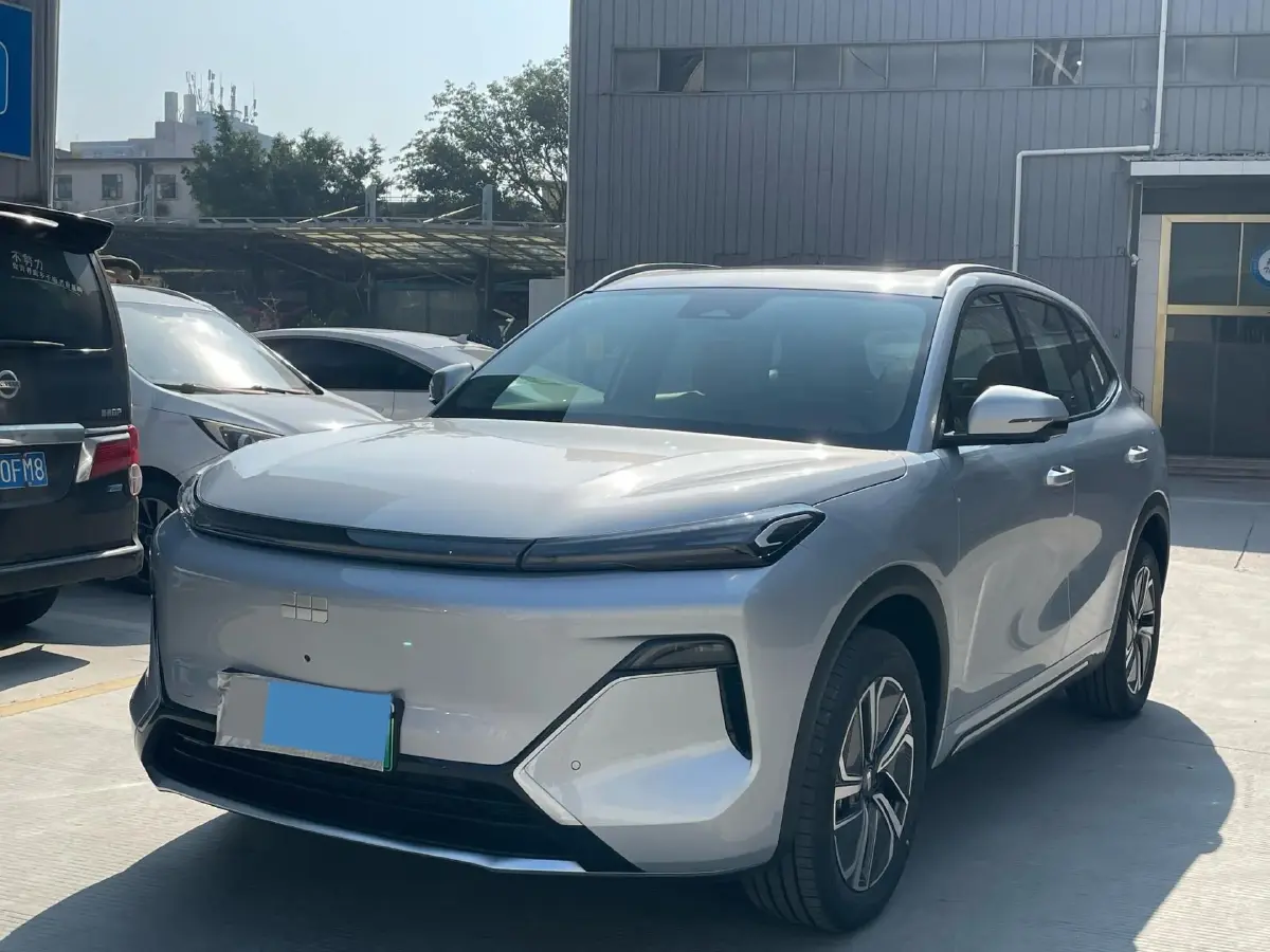 2025 LanDian E5 PLUS 1.5L 95HP L4 E-CVT PHEV 25KWH