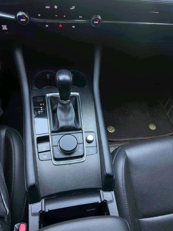 2021 Mazda 3 Axela 2.0L 158HP L4 6AT,autocango,china used car exporter,china ev exporter,chinese used car exporter,chinese used ev exporter