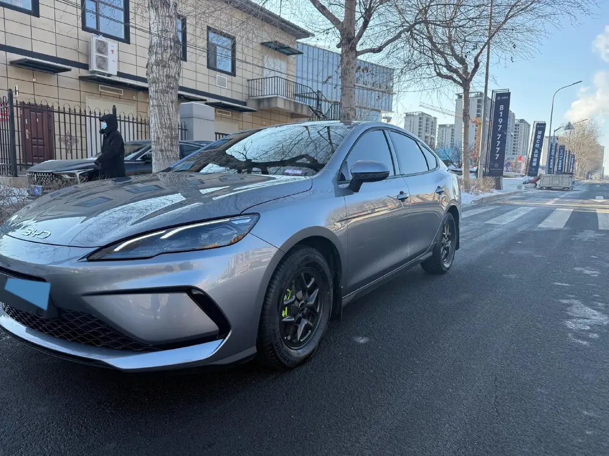 2025 BYD Seal05 DM-i 1.5L 101HP L4 E-CVT PHEV 7.68KWH