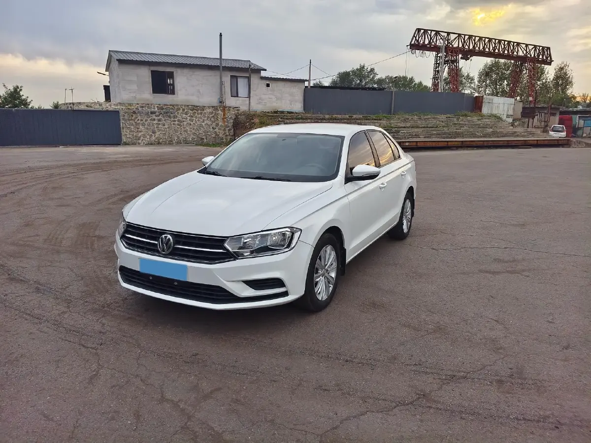 2019 Volkswagen Bora 1.5L 112HP L4 5MT