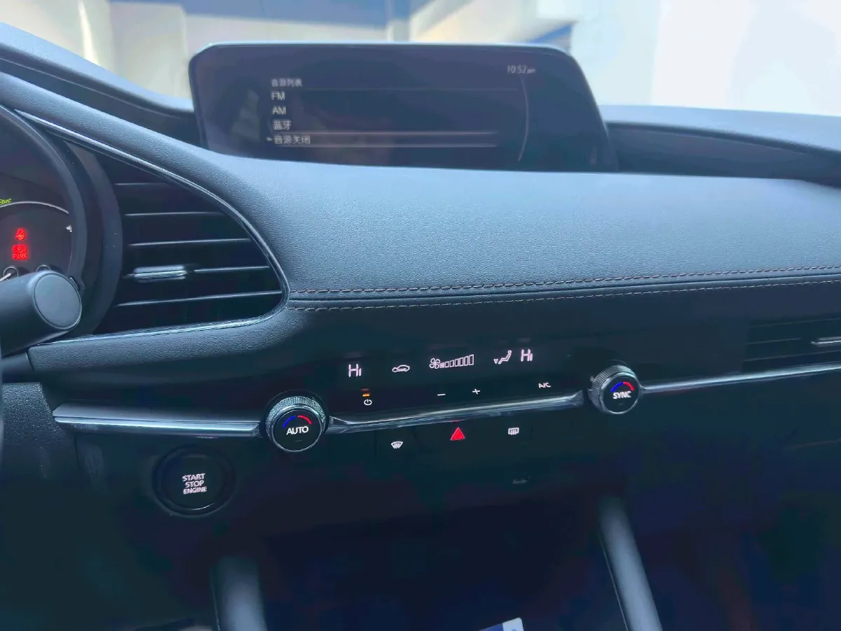 2021 Mazda 3 Axela 2.0L 158HP L4 6AT,autocango,china used car exporter,china ev exporter,chinese used car exporter,chinese used ev exporter