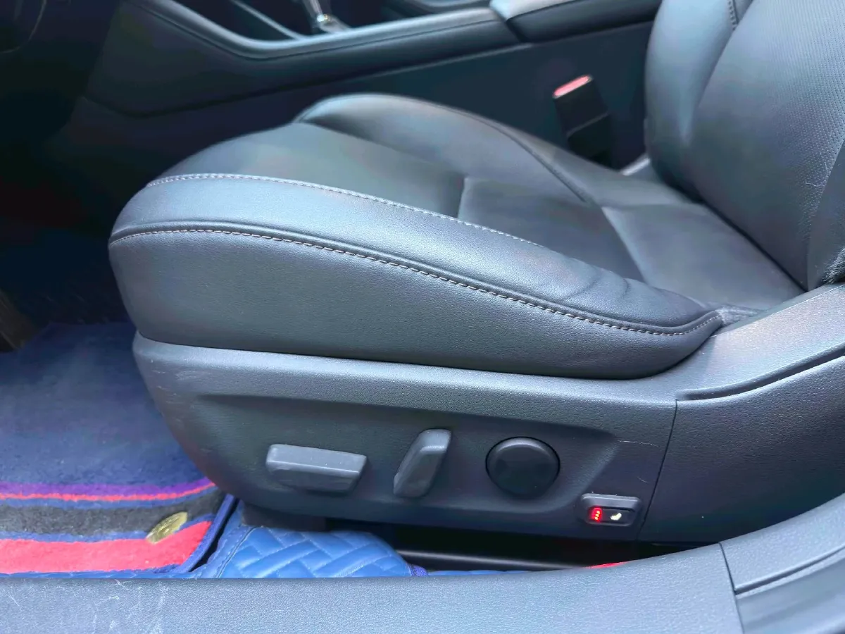 2021 Mazda 3 Axela 2.0L 158HP L4 6AT,autocango,china used car exporter,china ev exporter,chinese used car exporter,chinese used ev exporter