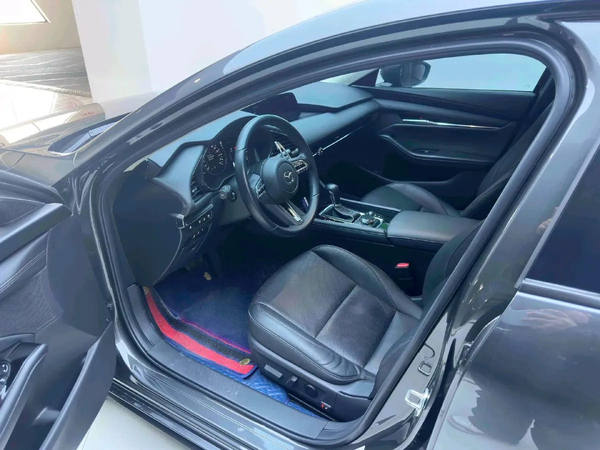 2021 Mazda 3 Axela 2.0L 158HP L4 6AT,autocango,china used car exporter,china ev exporter,chinese used car exporter,chinese used ev exporter