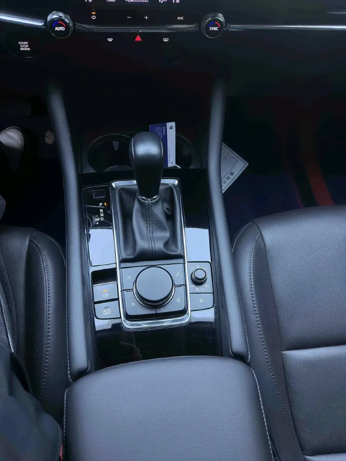 2021 Mazda 3 Axela 2.0L 158HP L4 6AT,autocango,china used car exporter,china ev exporter,chinese used car exporter,chinese used ev exporter