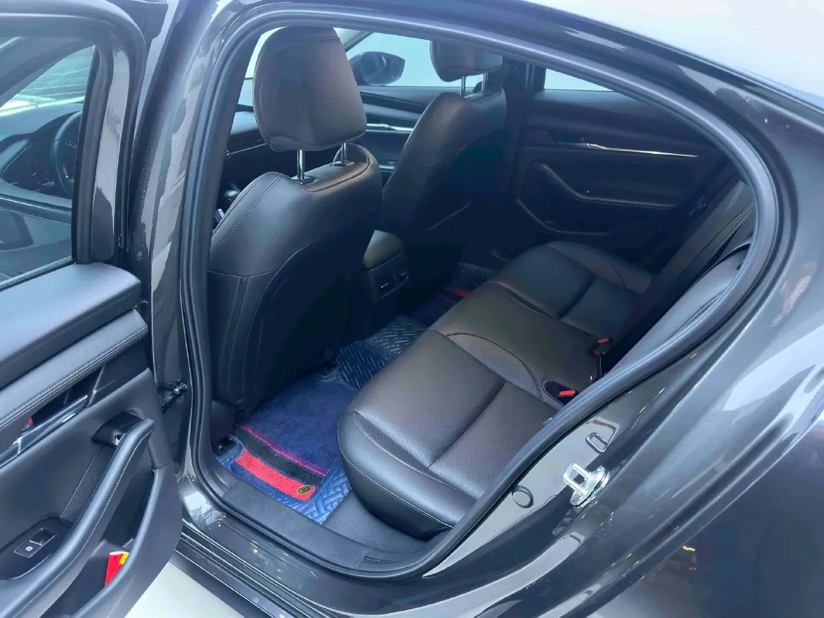 2021 Mazda 3 Axela 2.0L 158HP L4 6AT,autocango,china used car exporter,china ev exporter,chinese used car exporter,chinese used ev exporter