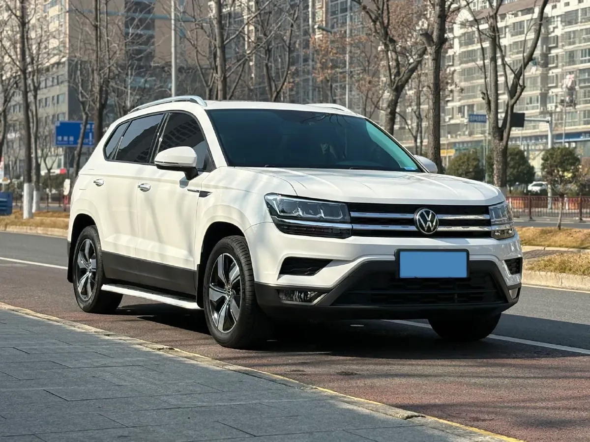 2022 Ford Transit 2.0T 202HP L4 6AT,autocango,china used car exporter,china ev exporter,chinese used car exporter,chinese used ev exporter