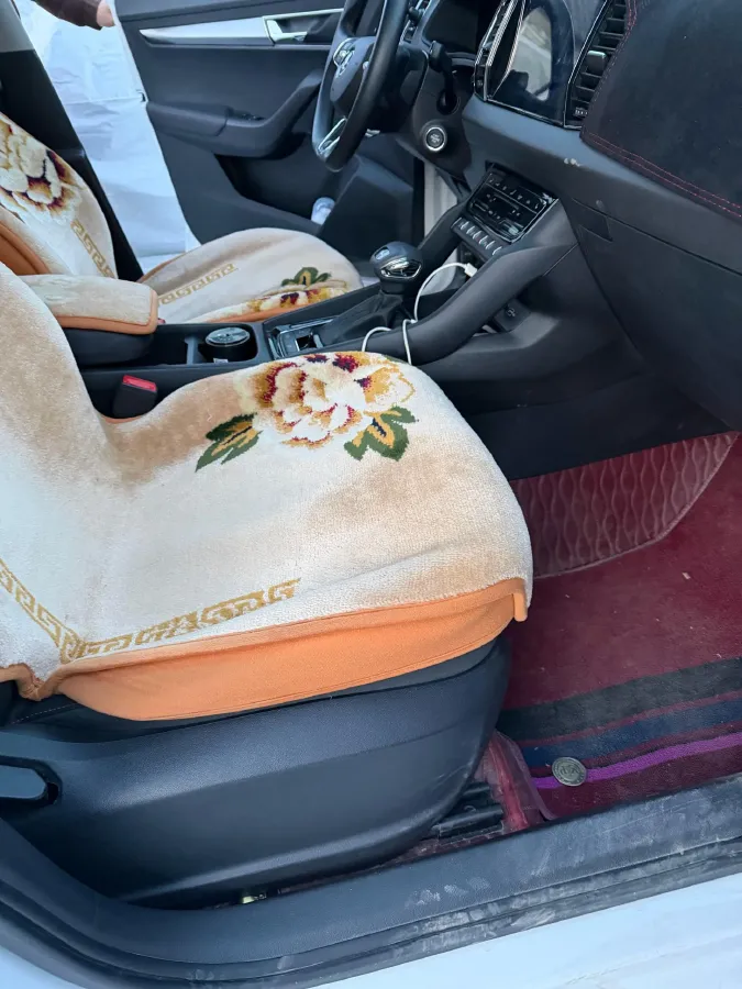 2022 Skoda Karoq 1.4T 150HP L4 7DCT,autocango,china used car exporter,china ev exporter,chinese used car exporter,chinese used ev exporter