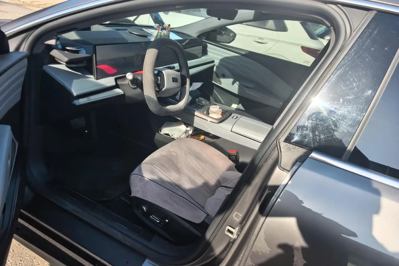 2025 MAXUS InterstellarX 2.5T 224HP L4 8AT,autocango,china used car exporter,china ev exporter,chinese used car exporter,chinese used ev exporter