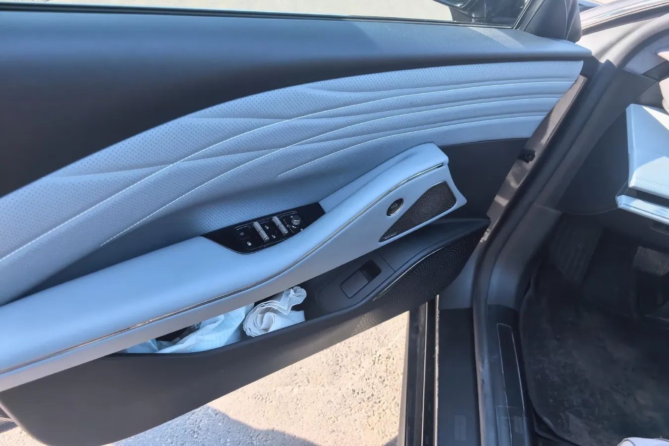 2025 MAXUS InterstellarX 2.5T 224HP L4 8AT,autocango,china used car exporter,china ev exporter,chinese used car exporter,chinese used ev exporter