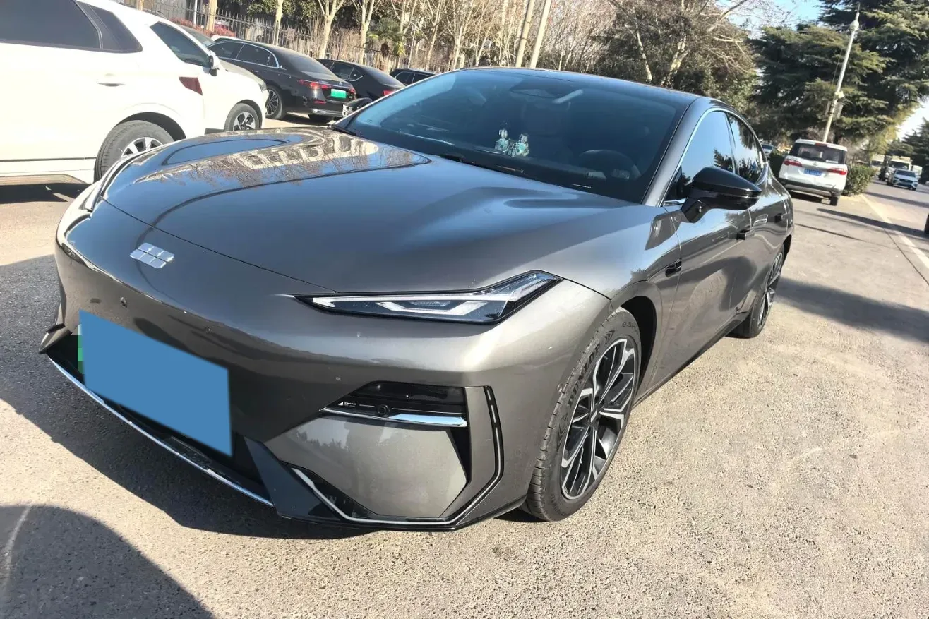 2025 MAXUS InterstellarX 2.5T 224HP L4 8AT,autocango,china used car exporter,china ev exporter,chinese used car exporter,chinese used ev exporter