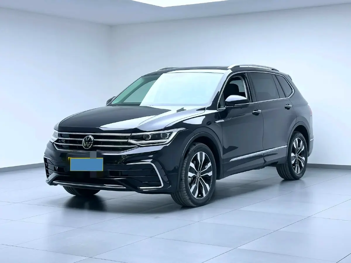2024 Volkswagen Tiguan L 2.0T 186HP L4 7DCT