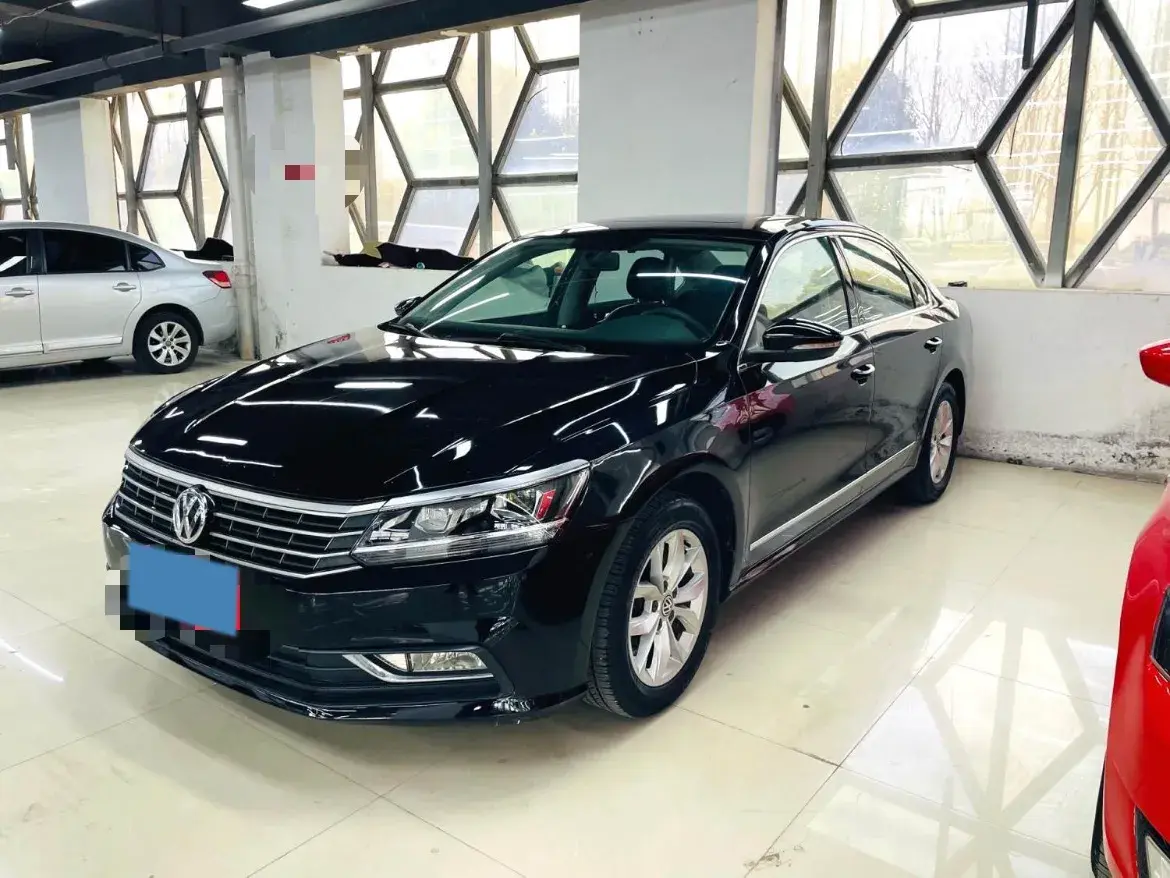 2017 Volkswagen Passat 1.8T 180HP L4 7DCT