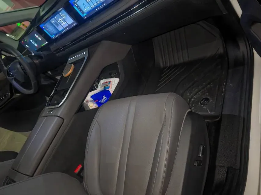 2024 MAXUS DaJia 7 BEV 90KWH,autocango,china used car exporter,china ev exporter,chinese used car exporter,chinese used ev exporter