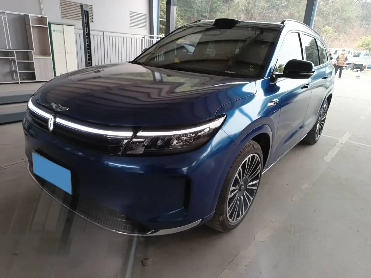 2024 AITO AITO M7 1.5T 152HP L4 REEV 42KWH