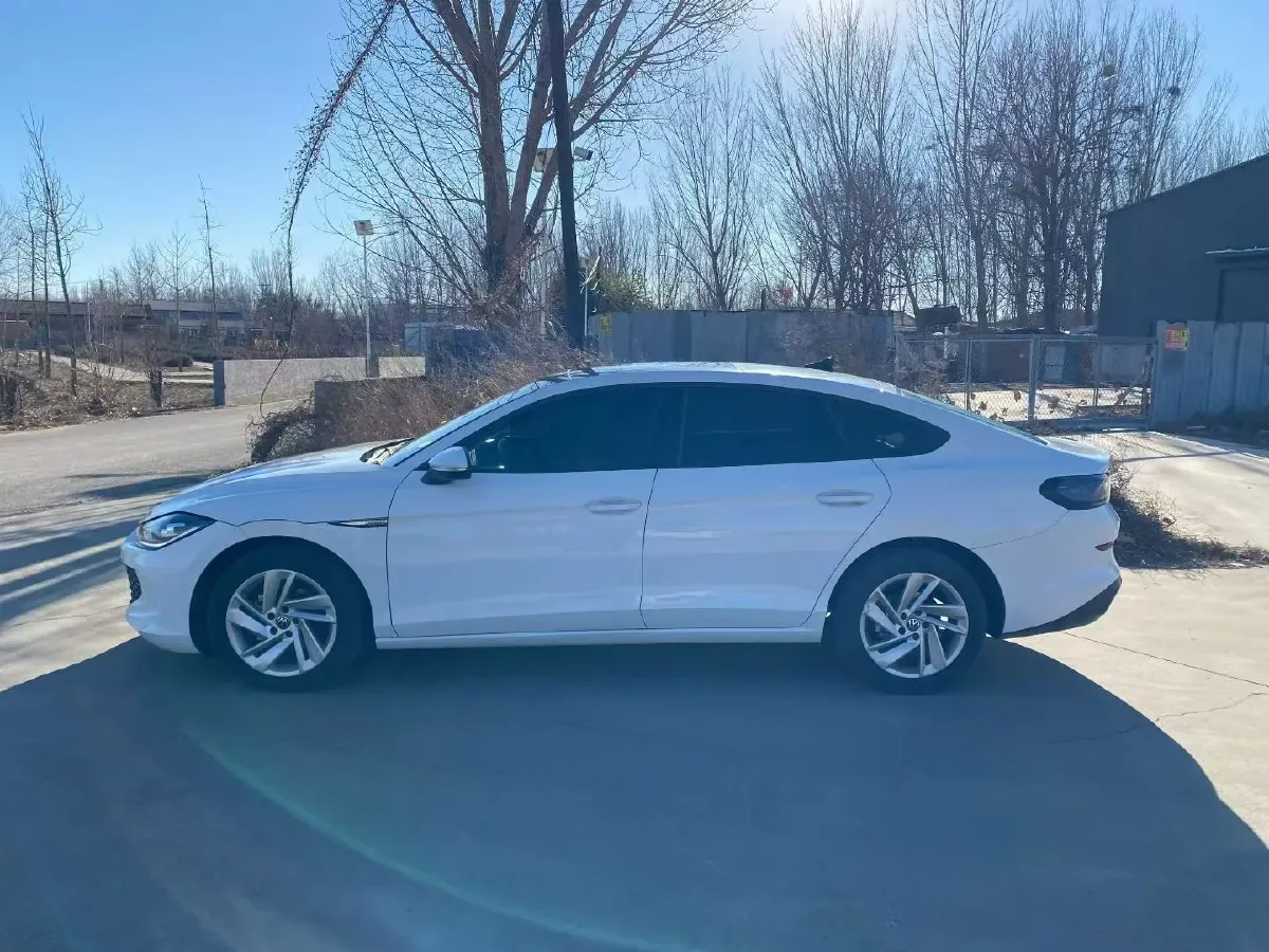 2023 Volkswagen Lamando 1.4T 150HP L4 7DCT,autocango,china used car exporter,china ev exporter,chinese used car exporter,chinese used ev exporter