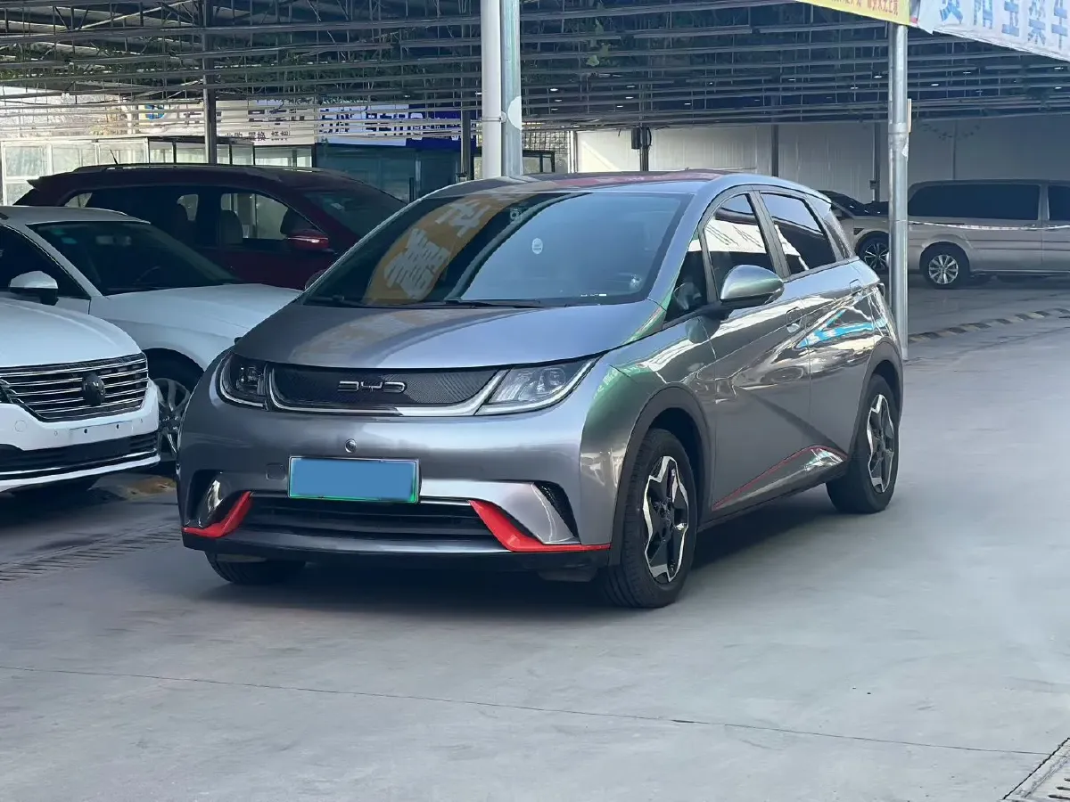 2021 Ford Escort 1.5L 122HP L3 6AT,autocango,china used car exporter,china ev exporter,chinese used car exporter,chinese used ev exporter