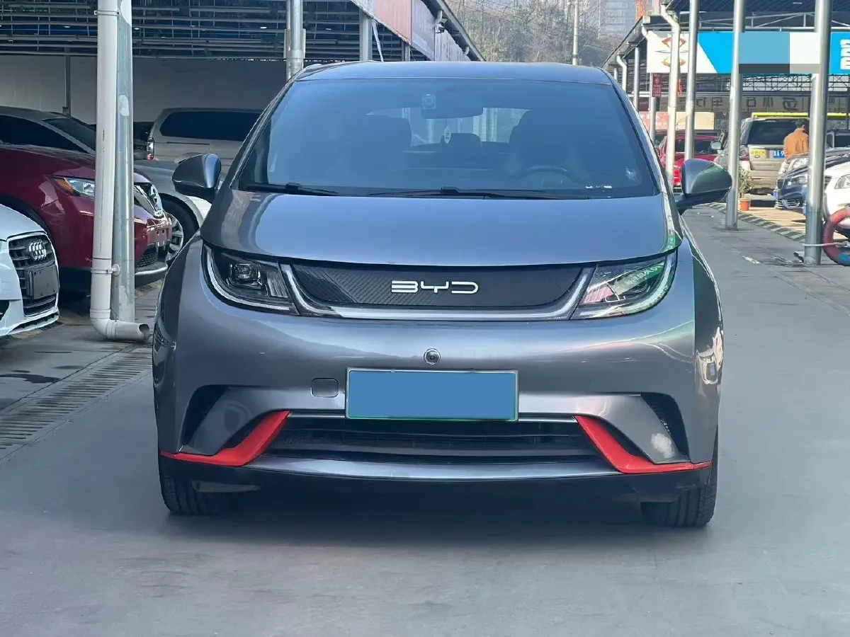 2021 Ford Escort 1.5L 122HP L3 6AT,autocango,china used car exporter,china ev exporter,chinese used car exporter,chinese used ev exporter
