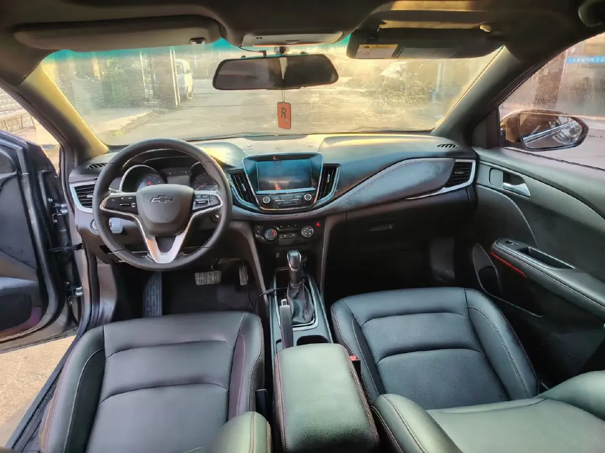 2020 Chevrolet Monza 1.3T 163HP L3 6AT,autocango,china used car exporter,china ev exporter,chinese used car exporter,chinese used ev exporter