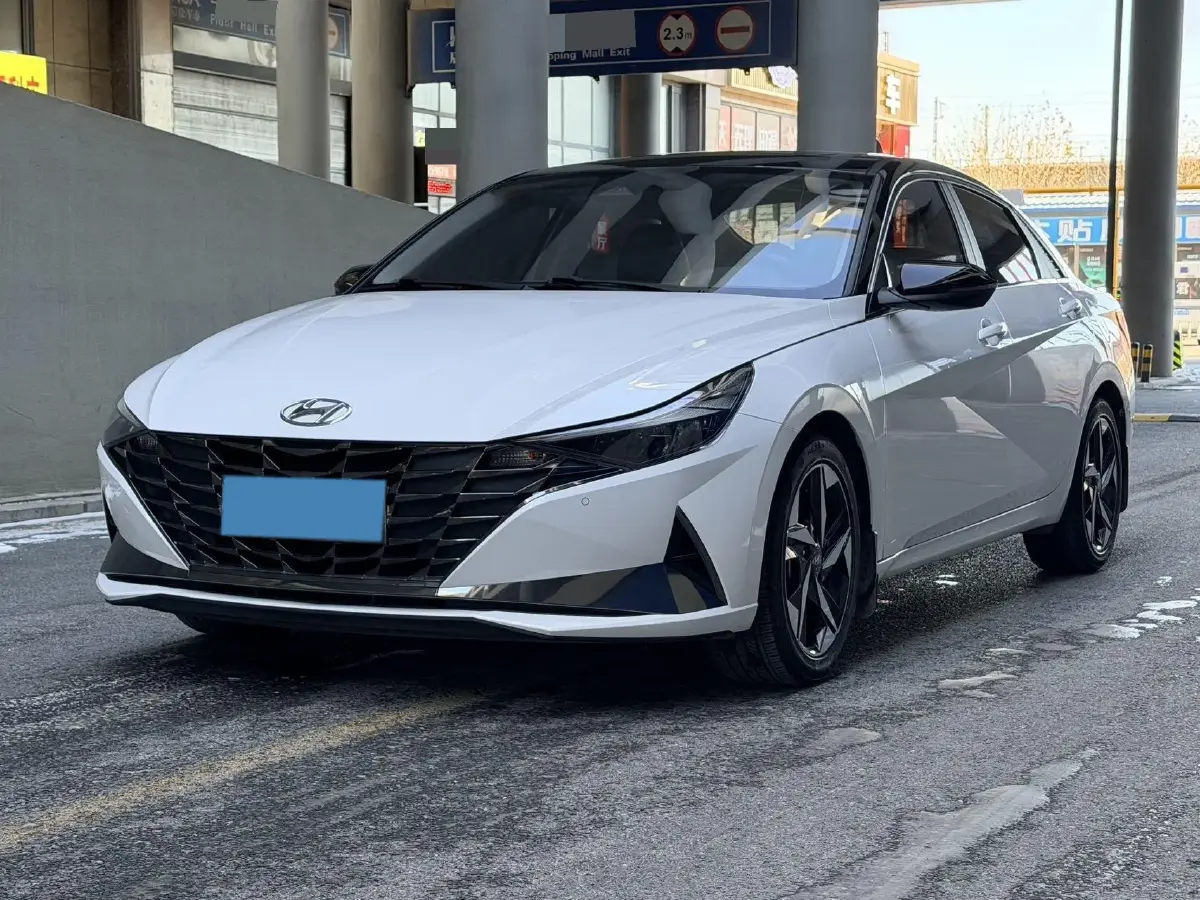 2021 Hyundai Elantra 1.5L 115HP L4 CVT