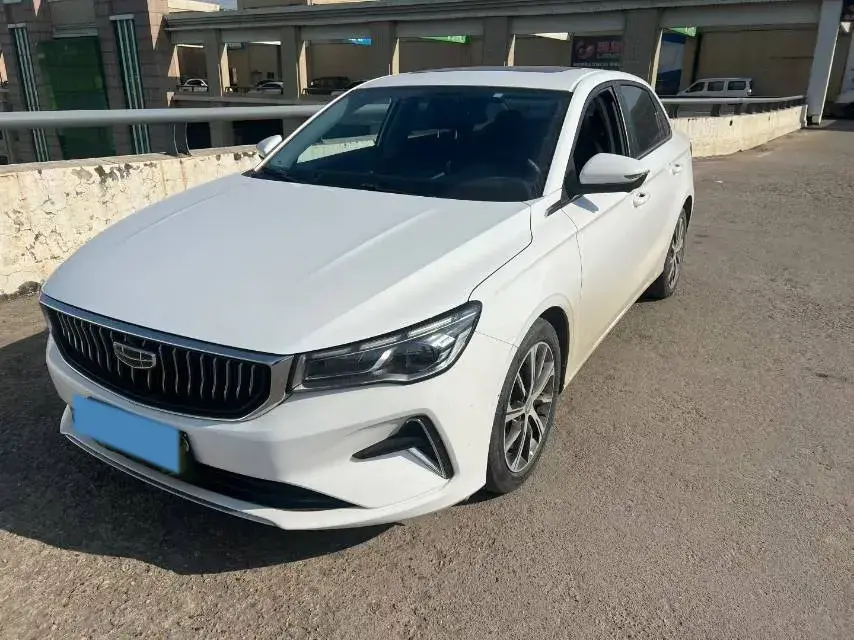 2022 Geely Emgrand 1.5L 114HP L4 CVT