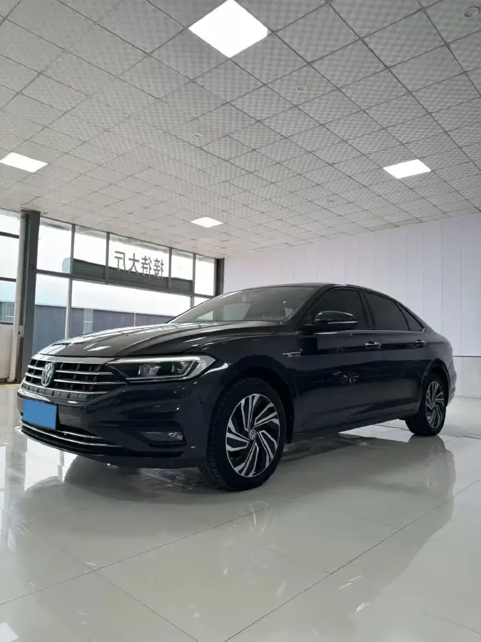 2021 Volkswagen Sagitar 1.4T 150HP L4 7DCT