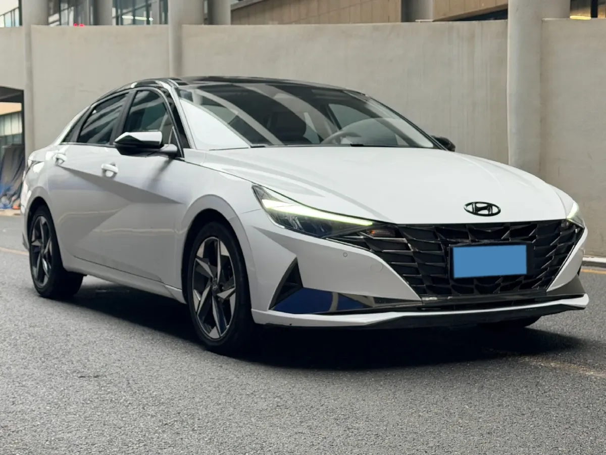 2021 Hyundai Elantra 1.5L 115HP L4 CVT,autocango,china used car exporter,china ev exporter,chinese used car exporter,chinese used ev exporter