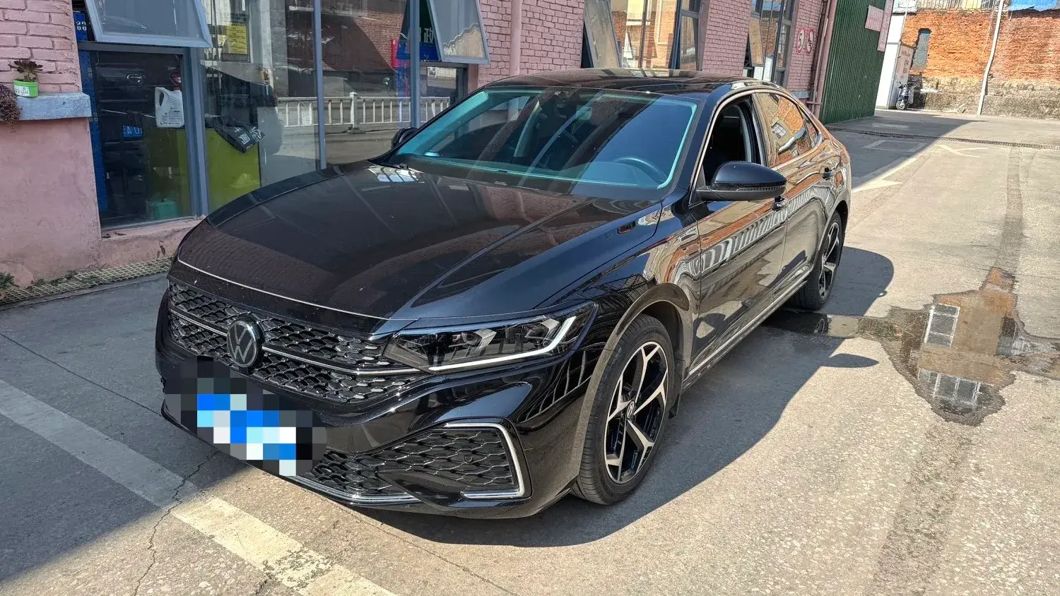 2023 Volkswagen Passat 2.0T 186HP L4 7DCT