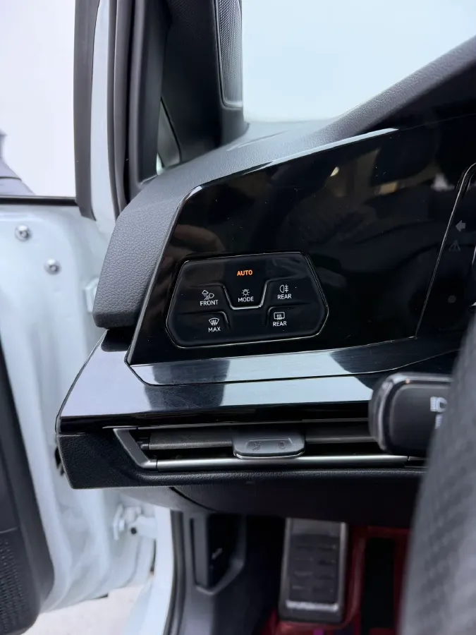 2021 Volkswagen Golf 1.4T 150HP L4 7DCT,autocango,china used car exporter,china ev exporter,chinese used car exporter,chinese used ev exporter