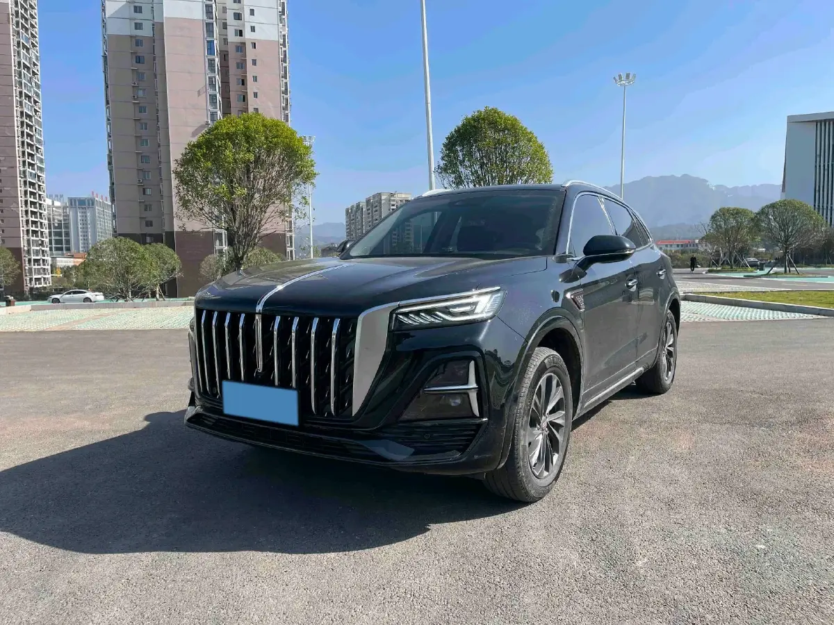 2023 HongQi HS5 2.0T 252HP L4 8AT