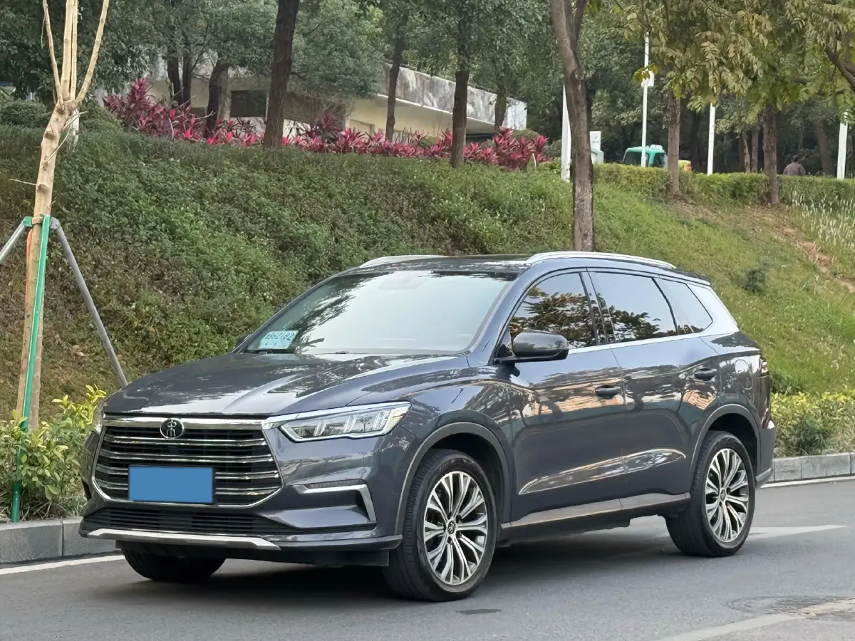 2019 BYD Song Pro 1.5T 160HP L4 6DCT PHEV 15.7KWH
