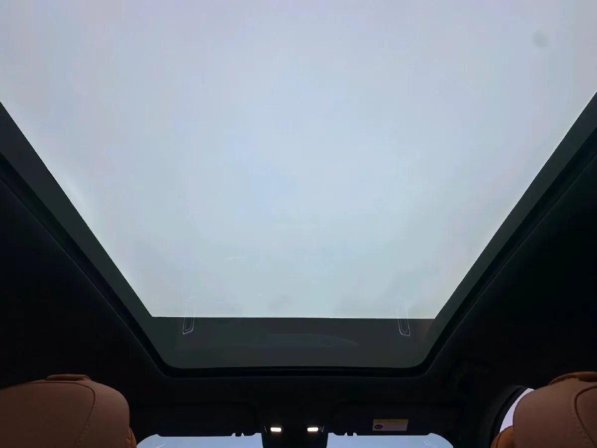 2024 Li L6 Range Extended 154HP L4 REEV 36.8KWH,autocango,china used car exporter,china ev exporter,chinese used car exporter,chinese used ev exporter