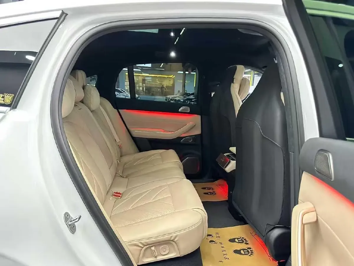 2024 NIO EC7 BEV 75KWH,autocango,china used car exporter,china ev exporter,chinese used car exporter,chinese used ev exporter