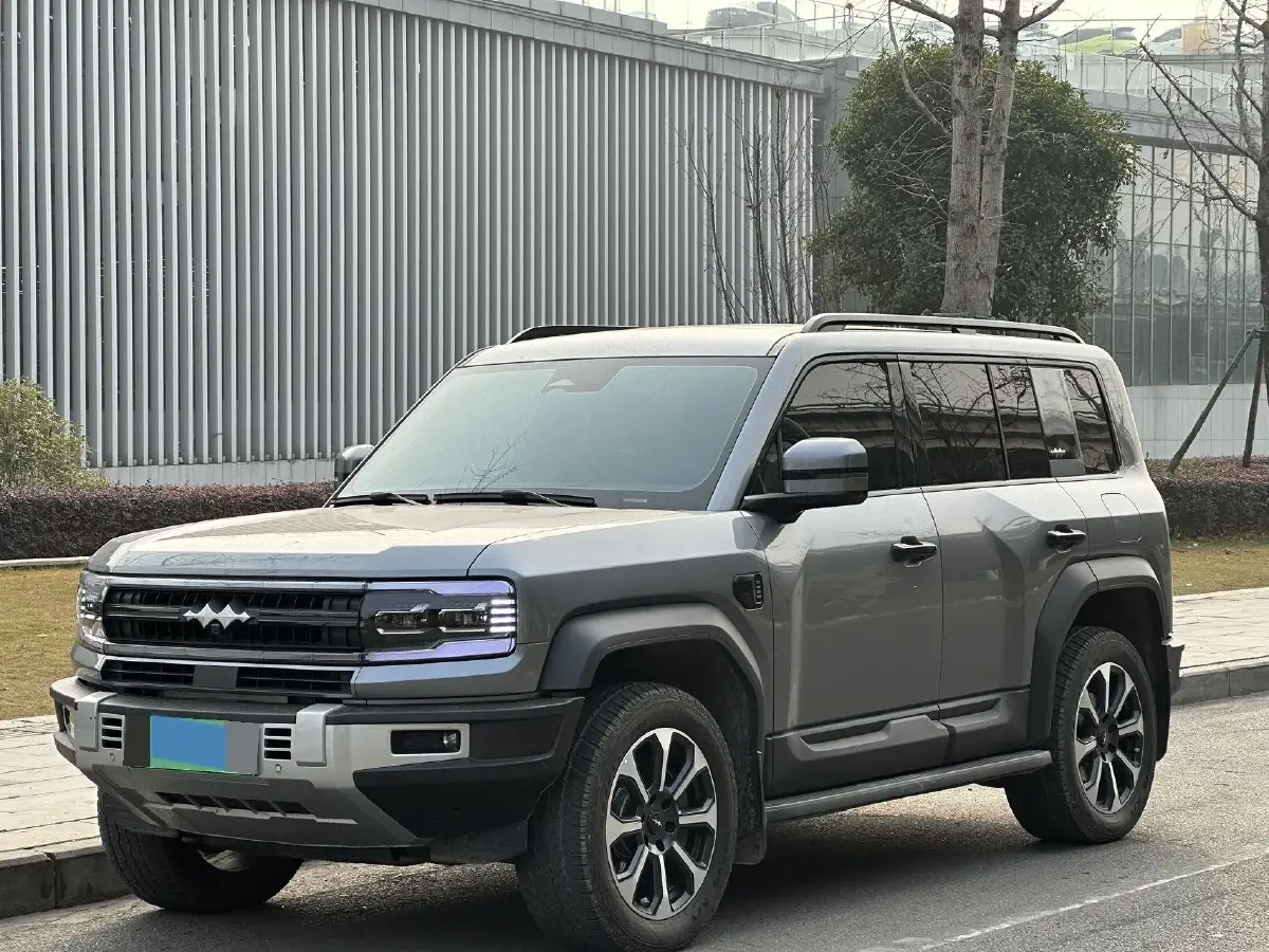 2023 FangChengBao Bao 5 1.5T 194HP L4 E-CVT PHEV 31.8KWH