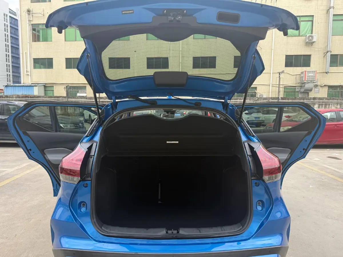 2022 Nissan Kicks 1.5L 122HP L4 CVT,autocango,china used car exporter,china ev exporter,chinese used car exporter,chinese used ev exporter
