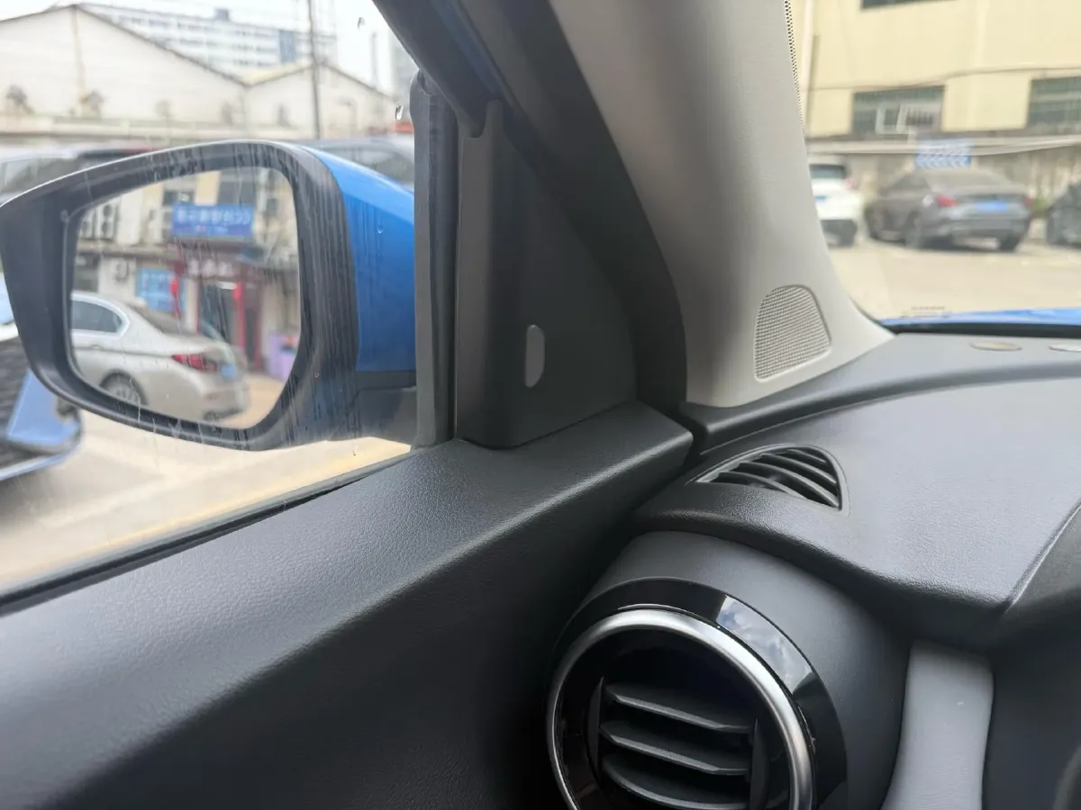 2022 Nissan Kicks 1.5L 122HP L4 CVT,autocango,china used car exporter,china ev exporter,chinese used car exporter,chinese used ev exporter