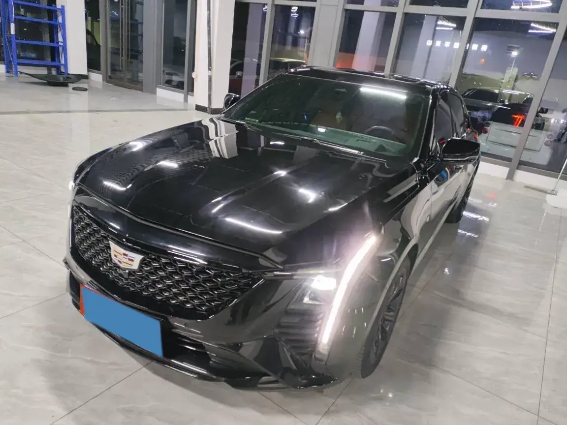 2024 Cadillac CT5 2.0T 237HP L4 10AT