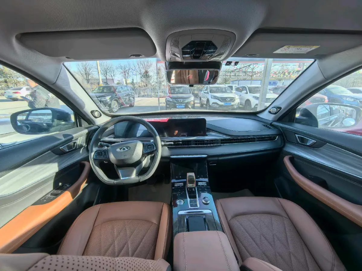 2021 Chery Tiggo 8 Plus 1.6T 197HP L4 7DCT,autocango,china used car exporter,china ev exporter,chinese used car exporter,chinese used ev exporter