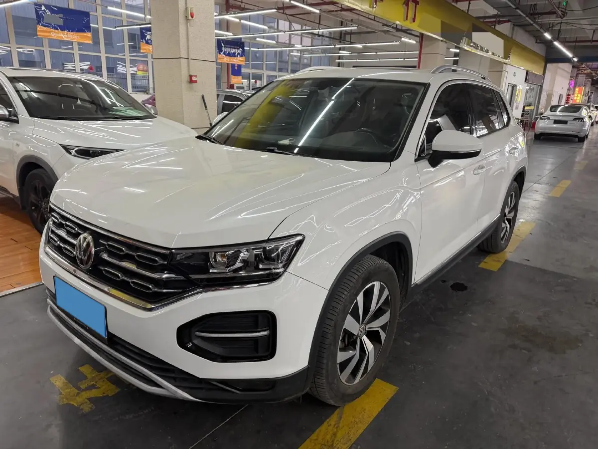 2019 Jeep Cherokee 2.0T 234HP L4 9AT