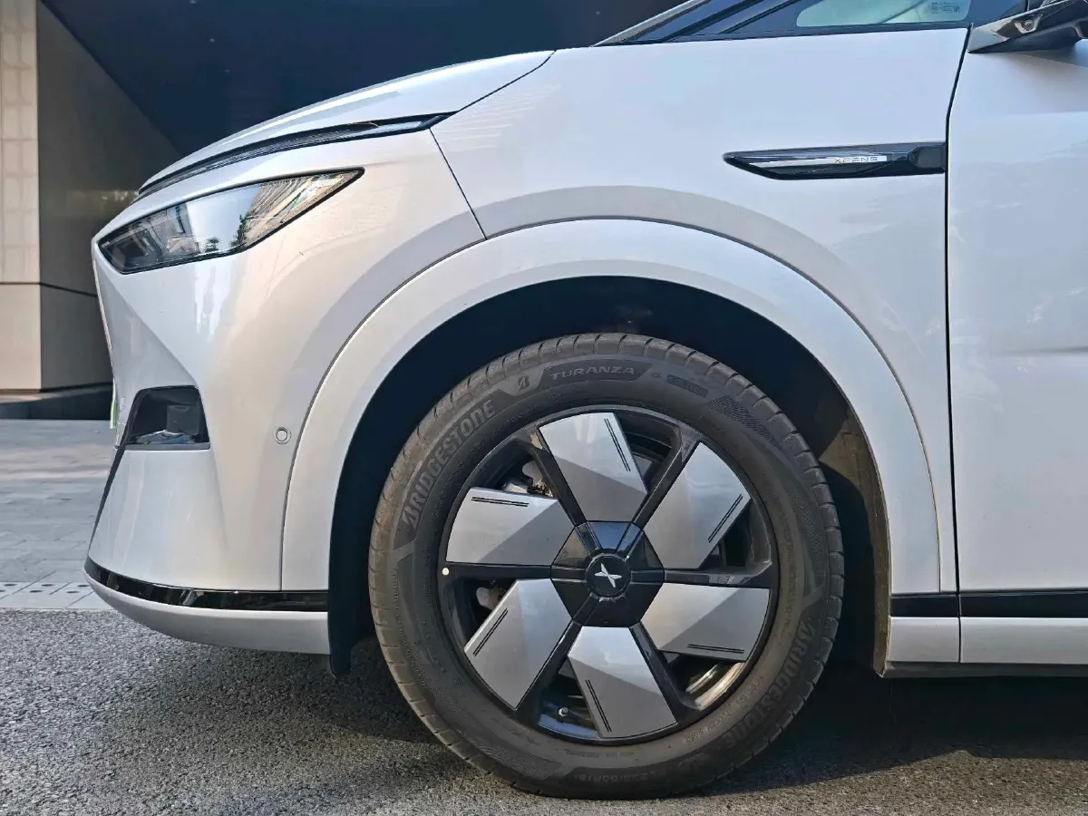 2024 Xpeng X9 BEV 101.5KWH,autocango,china used car exporter,china ev exporter,chinese used car exporter,chinese used ev exporter