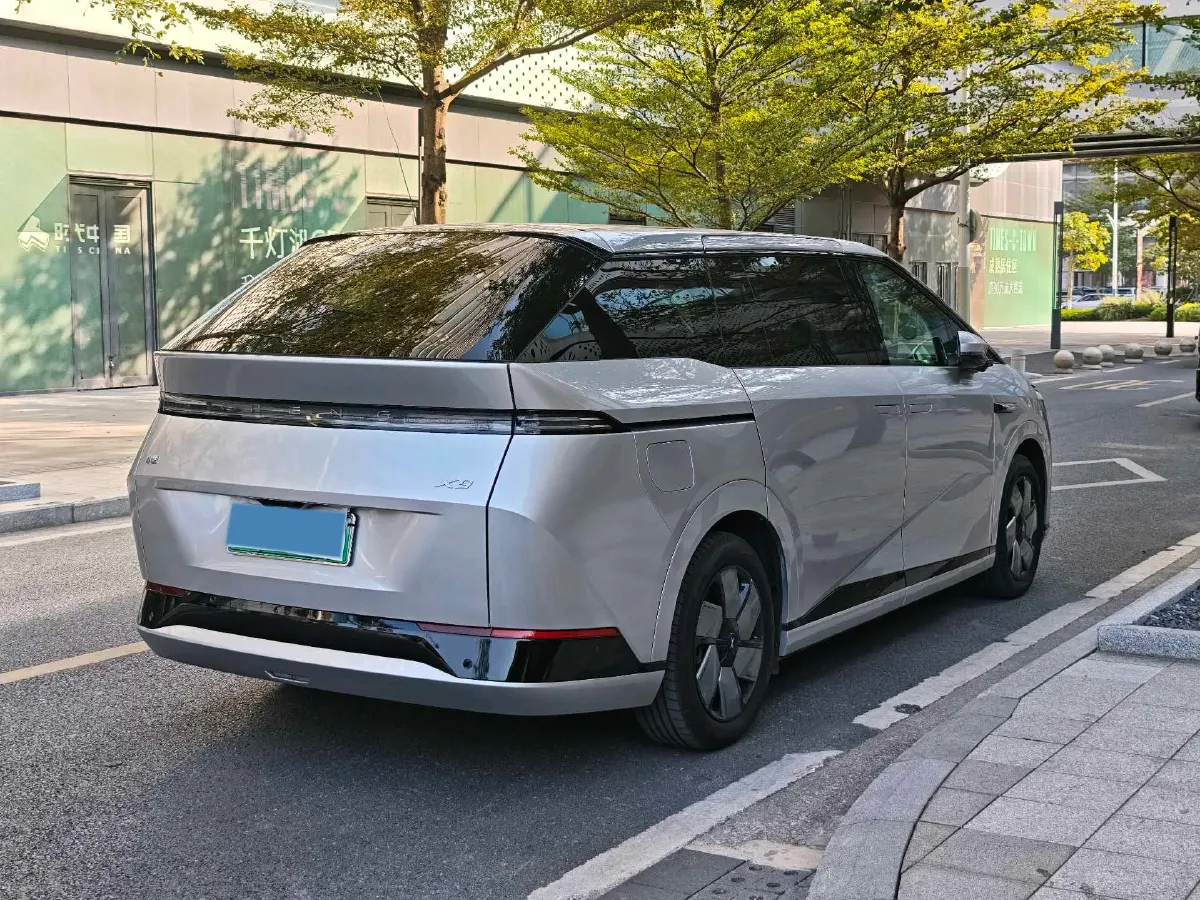 2024 Xpeng X9 BEV 101.5KWH,autocango,china used car exporter,china ev exporter,chinese used car exporter,chinese used ev exporter