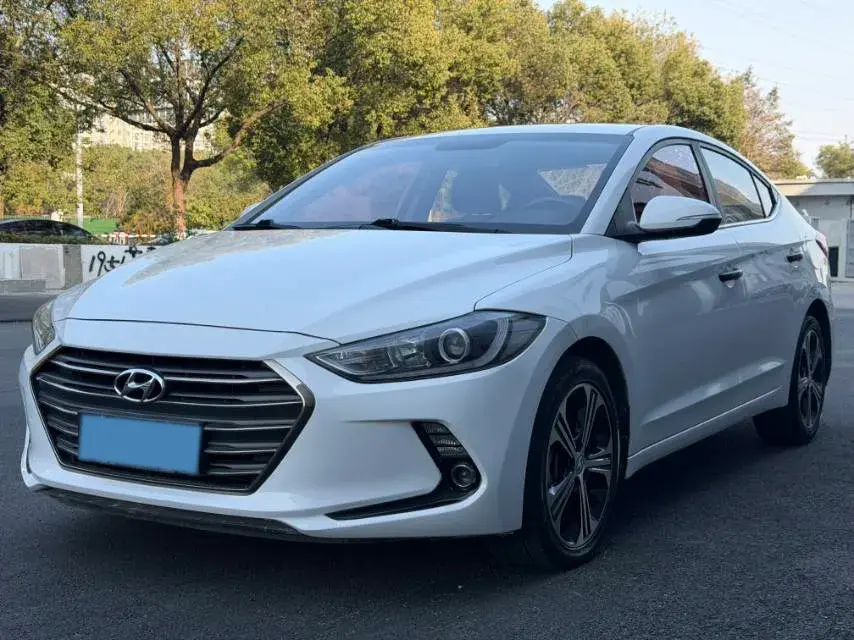 2018 Hyundai Elantra 1.4T 130HP L4 7DCT