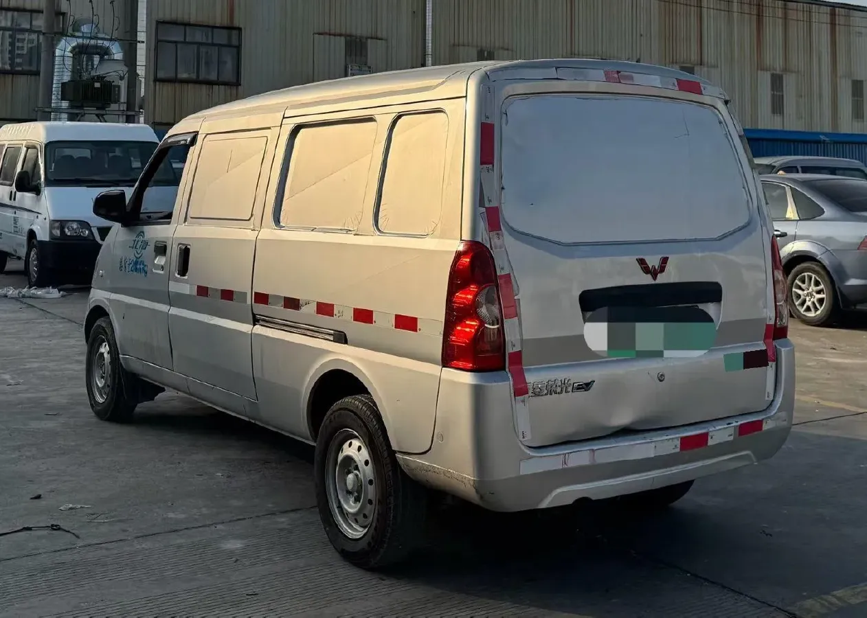 2020 WuLing RongGuang EV BEV 35.4KWH,autocango,china used car exporter,china ev exporter,chinese used car exporter,chinese used ev exporter