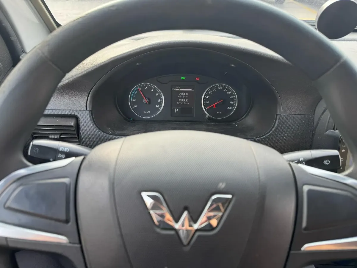 2020 WuLing RongGuang EV BEV 35.4KWH,autocango,china used car exporter,china ev exporter,chinese used car exporter,chinese used ev exporter