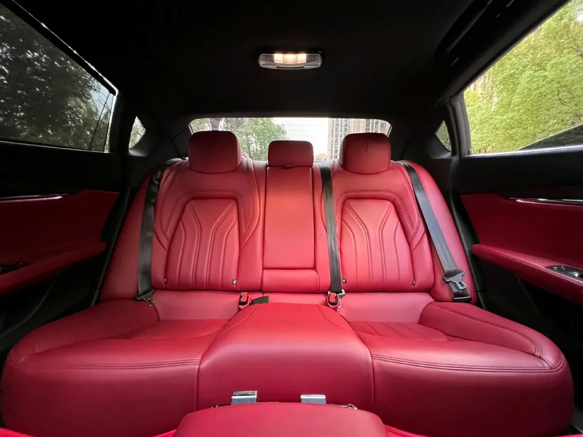 2019 Maserati Quattroporte 3.0T 350HP V6 8AT,autocango,china used car exporter,china ev exporter,chinese used car exporter,chinese used ev exporter