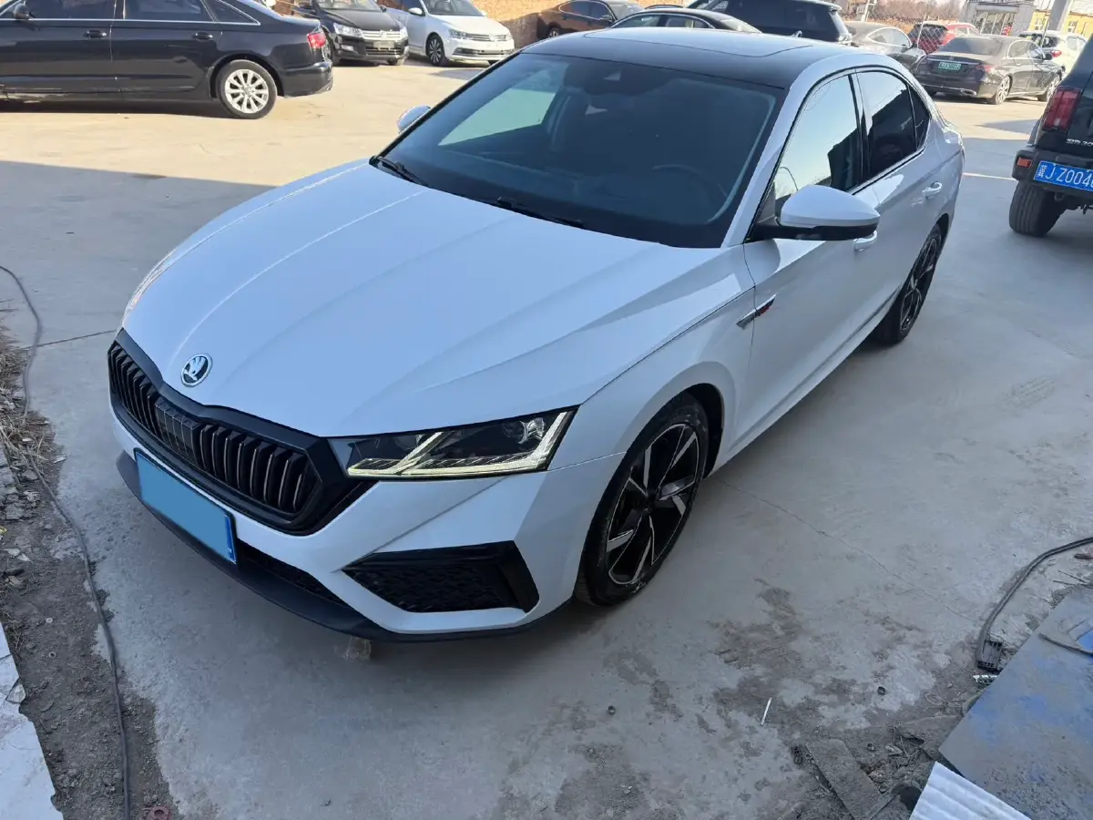 2021 Skoda Octavia 1.4T 150HP L4 7DCT